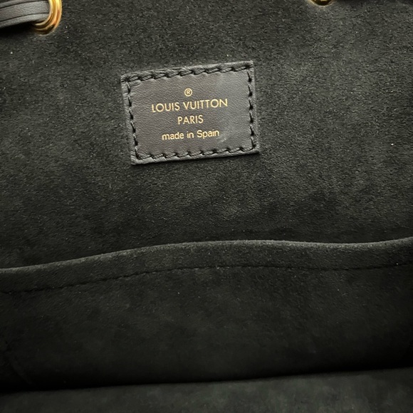 LV  louis vuitton empreinte montsouris nm backpack black - Picture 6 of 8